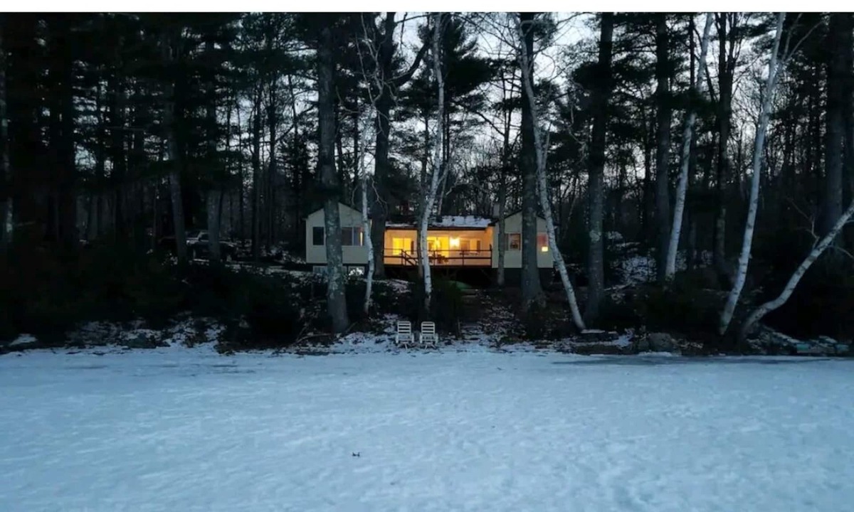 Madison Cabin | Private Lake Shore Cottage HOT TUB