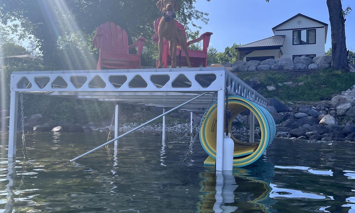 Oro-Medonte Cottage | Private lakefront house on lake simcoe. Perfect for outdoor enthusiasts