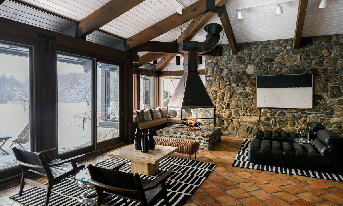 Stowe Area House | Private Retreat in Stowe! Minutes from the Mountain!
