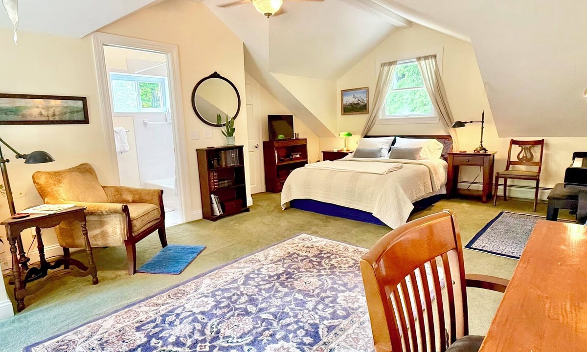 Great Barrington Apartment | Private Wing. Large Loft Queen Suite. Balcony. View. Ensuite Bath. Walk to Lake!