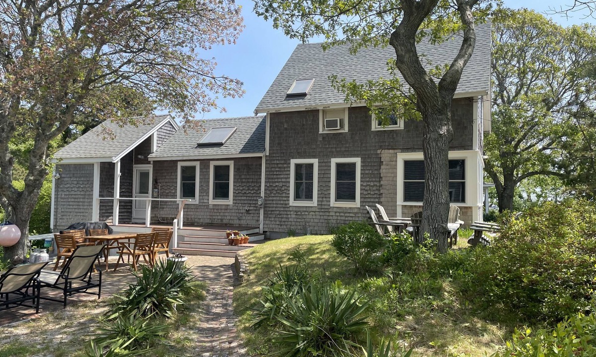 Provincetown House | Provincetown: Water view, 3 BR House, Parking, Free Wifi, outdoor shower, beach!