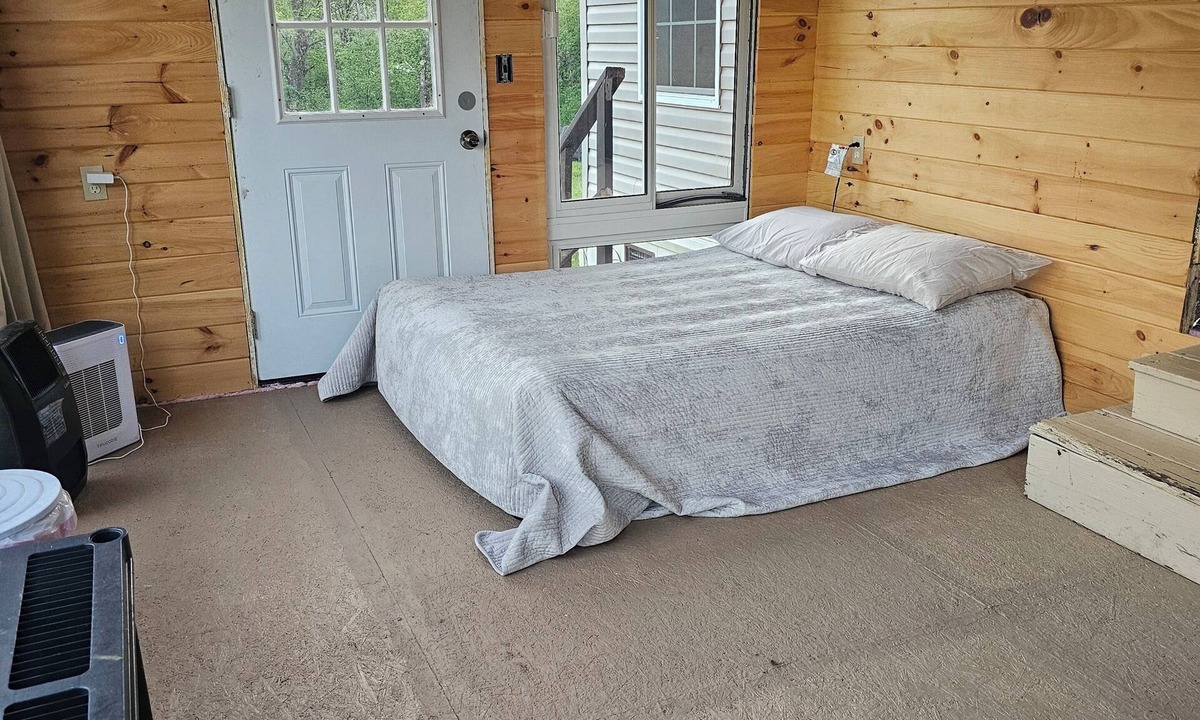 West Hartford House | Quaint 1-bedroom house in charming Sharon perfect for relaxing stays