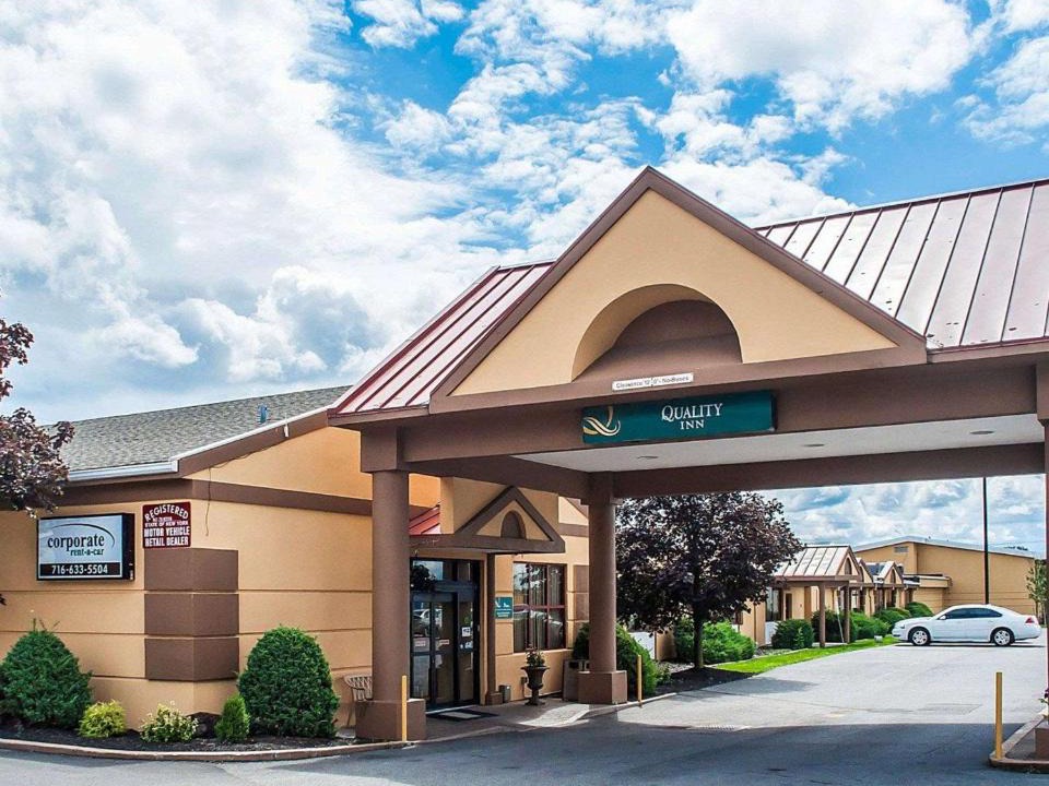 Cheektowaga Hotel | Quality Inn Buffalo Airport