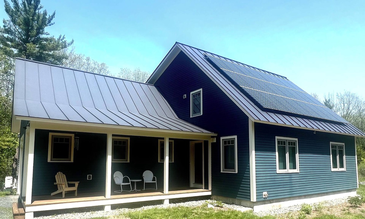 Quechee House | Quechee retreat near Gorge & Ski