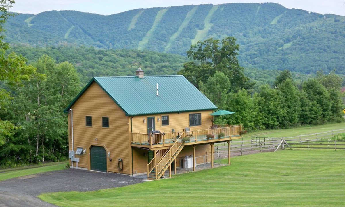 Williamstown House | Quiet & private small horse farm only 1.5 miles to Jiminy Peak. Dog friendly.