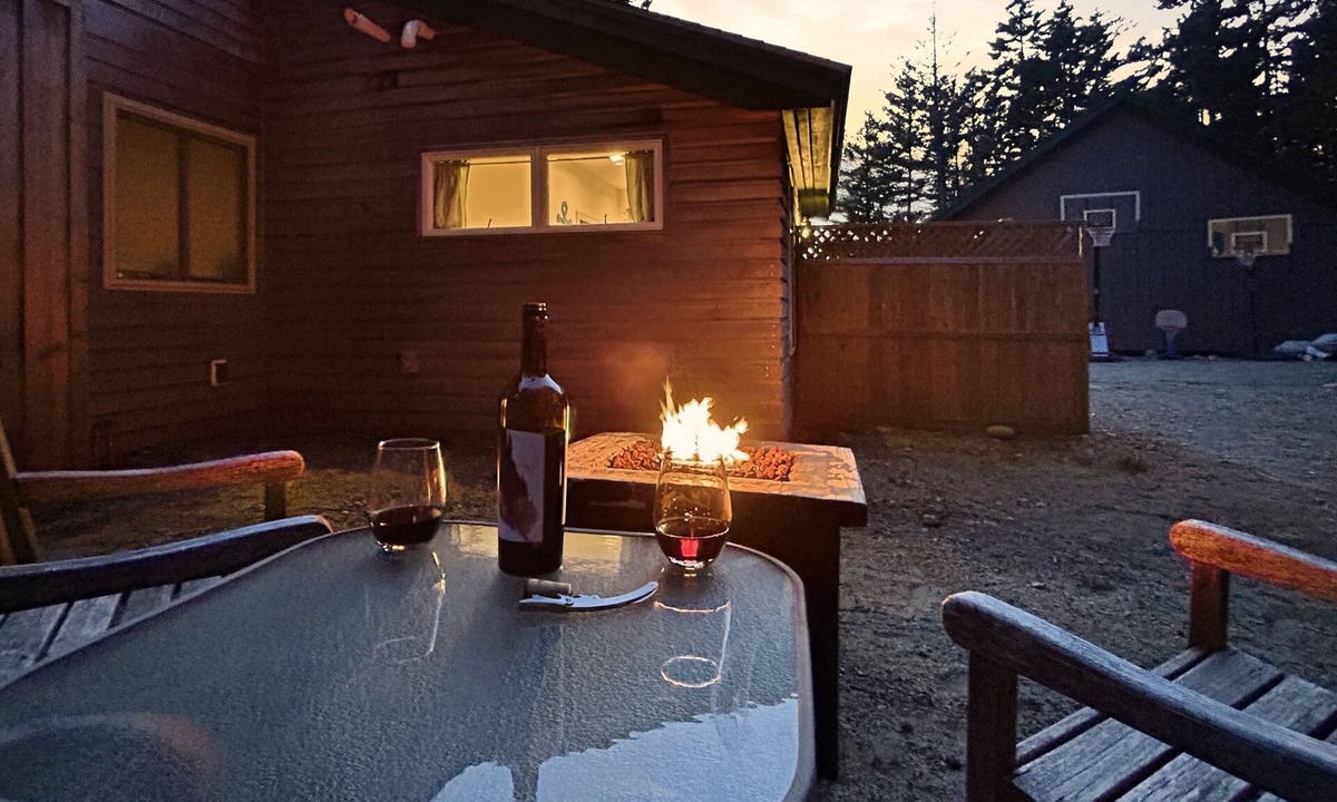 Southwest Harbor Apartment | Quietside Studio w/Fire Pit Near Acadia