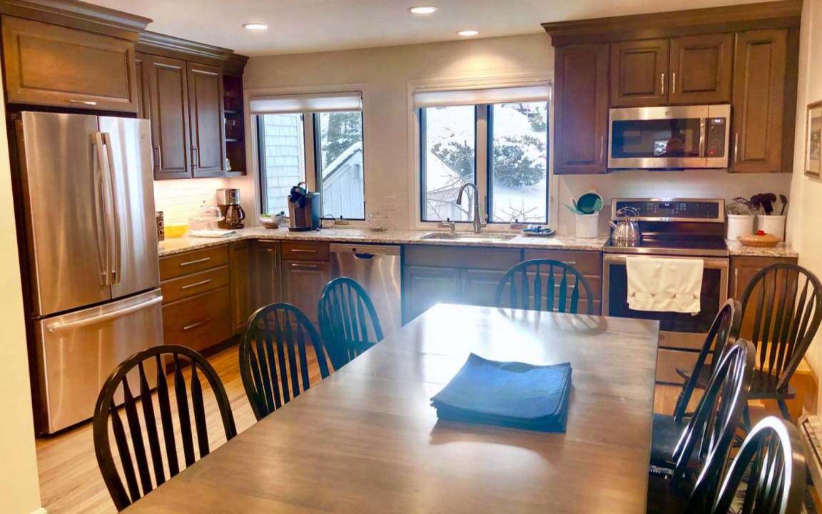 Bretton Woods Villa | R5 Completely renovated Bretton Woods condo, AC, unbeatable SKI-IN SKI-OUT location! Fast wifi!