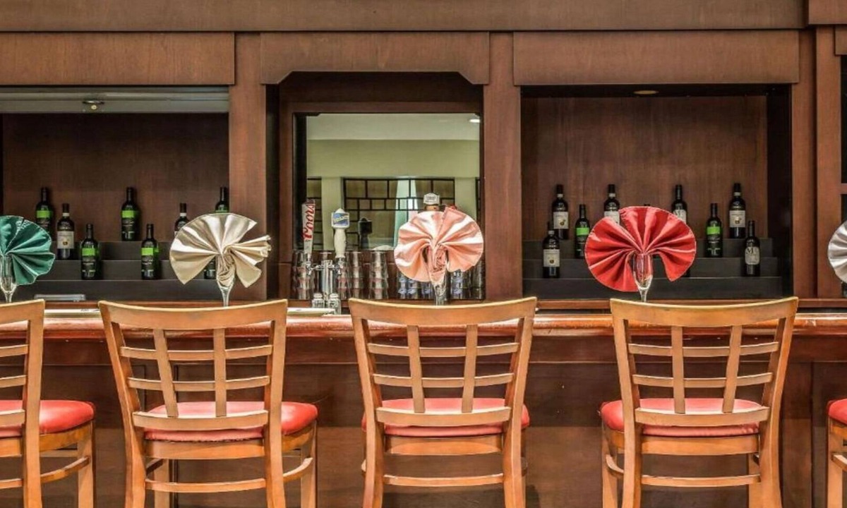 New London Hotel | Regency Inn and Suites - Handicapped Non Smoking with Mobilty Access