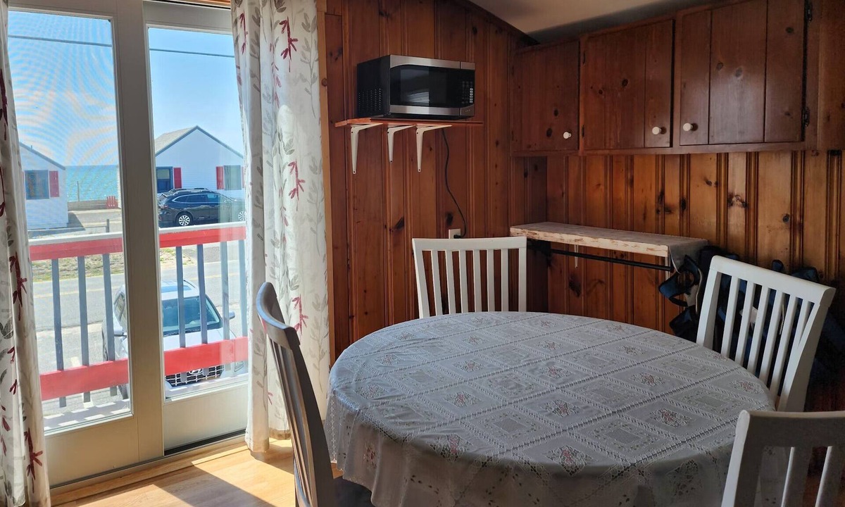 North Truro Cottage | Relaxing Retreat at the Oyster VIP Sunday Cottage located at the Oceana Cottages