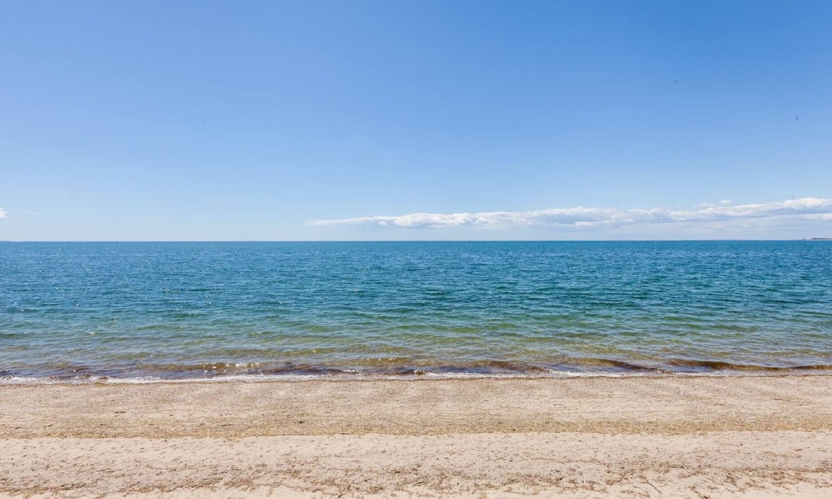 North Truro Cottage | Relaxing Retreat at the Pearl VIP Sunday Cottage located at the Oceana Cottages