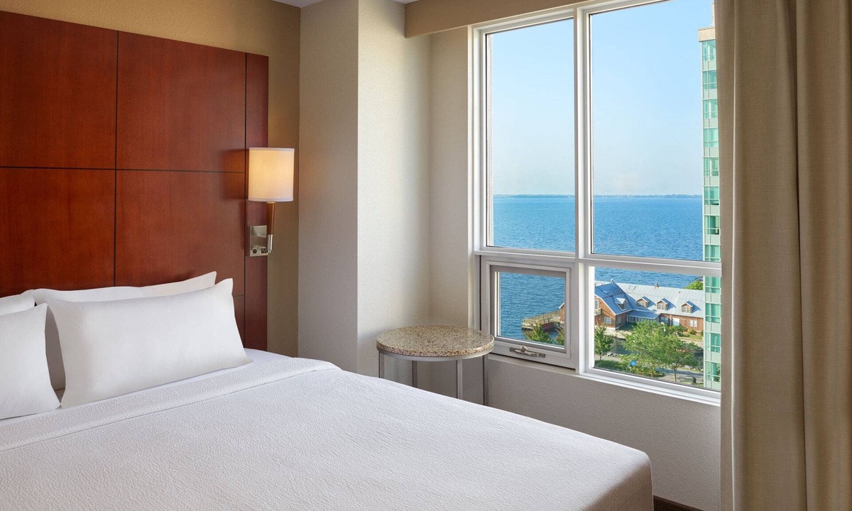 Kingston Hotel | Residence Inn by Marriott Kingston Water's Edge