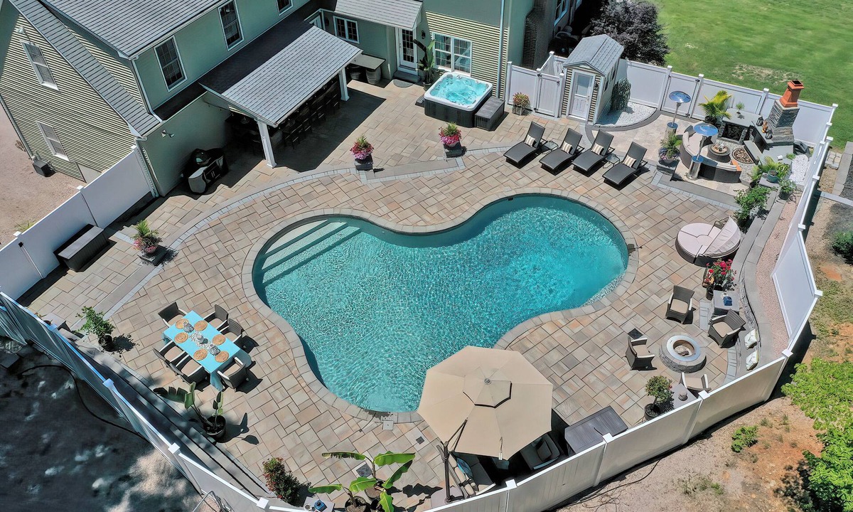 East Haddam House | Resort style getaway w/pool, spa, game room & more