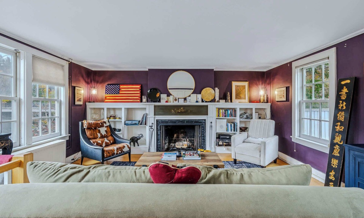 Woodstock House | Riverside Vista, Woodstock Riverfront House