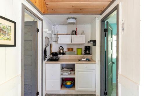 Lyme House | Romantic Cozy Cabin Perfect for Couples near Hanover, New Hampshire