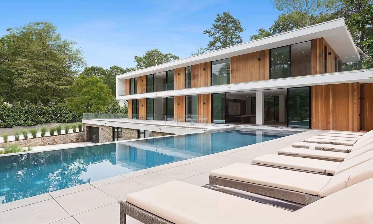 Northwest Harbor House | Rove Travel | Brightwater | Home w/Sauna & Pool