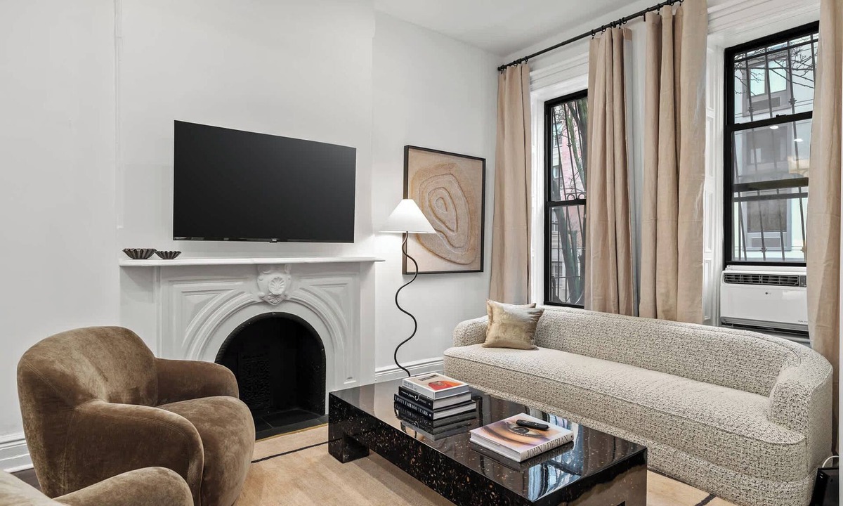Central Park North Apartment | Rove Travel | The Langston | Home w/Garden& Patio