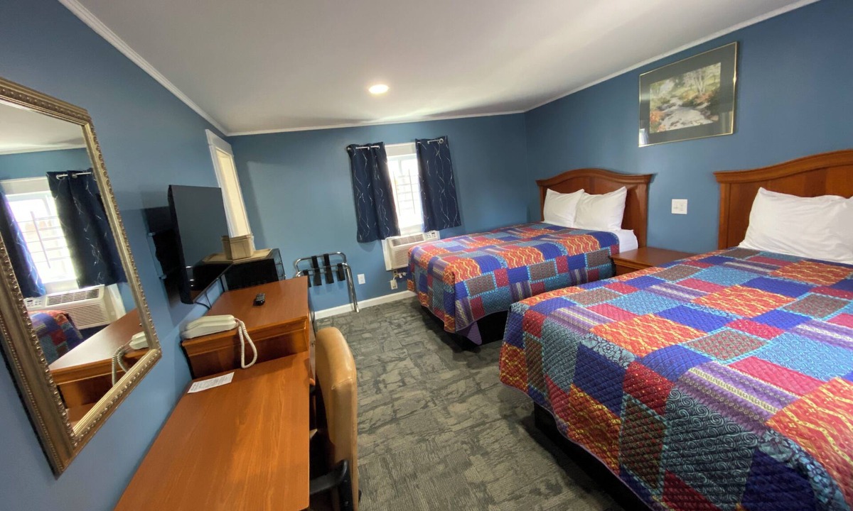 Claremont Hotel | Royal Inn Claremont