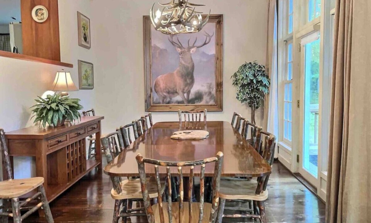 Killington House | Royalbear-AC, Hot Tub, Grill, FirePit, Gameroom