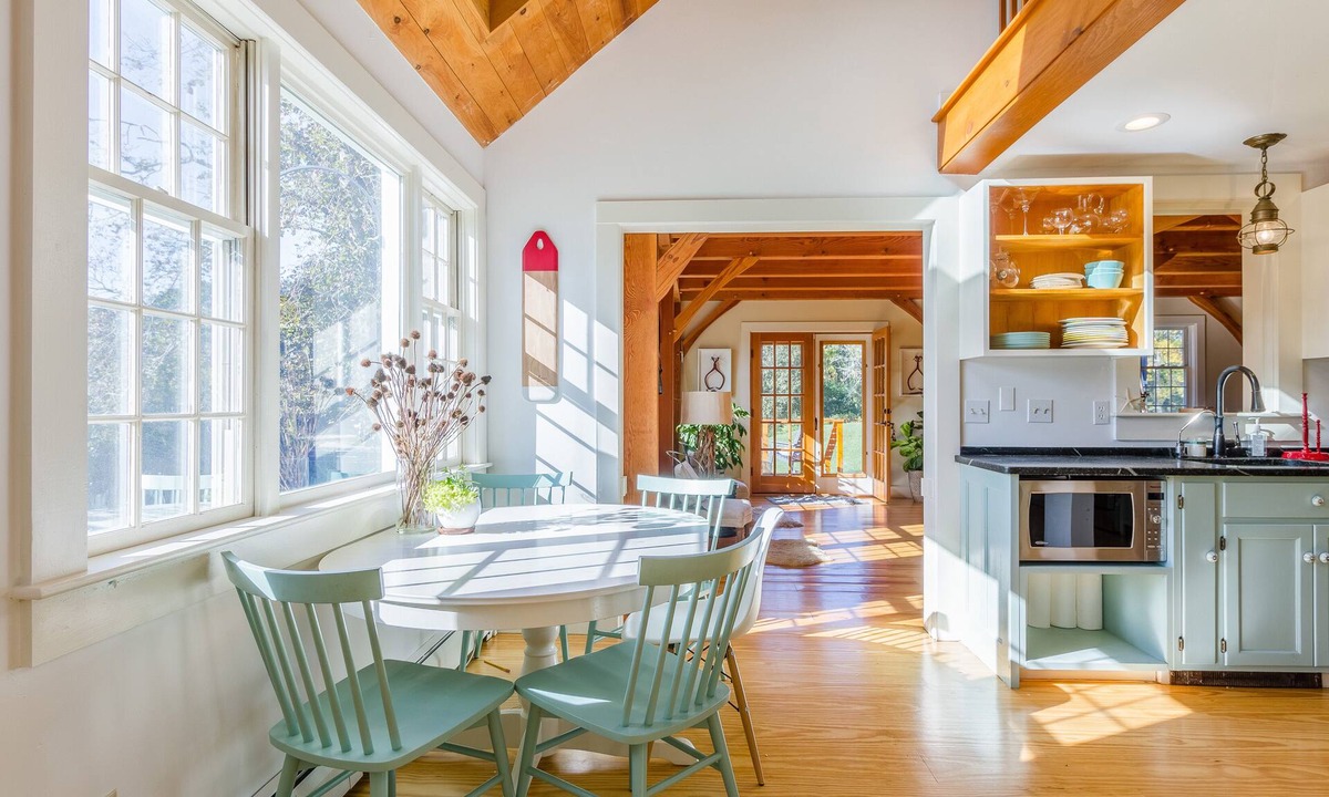 Ipswich House | Rustic Luxe FarmHouse a Few Miles To Crane Beach: deck &jacuzzi overlooking pond