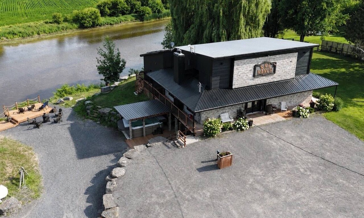 The Nation Other | Rustic River Ranch Full Lodge, Waterfront, Fire pit, countryside