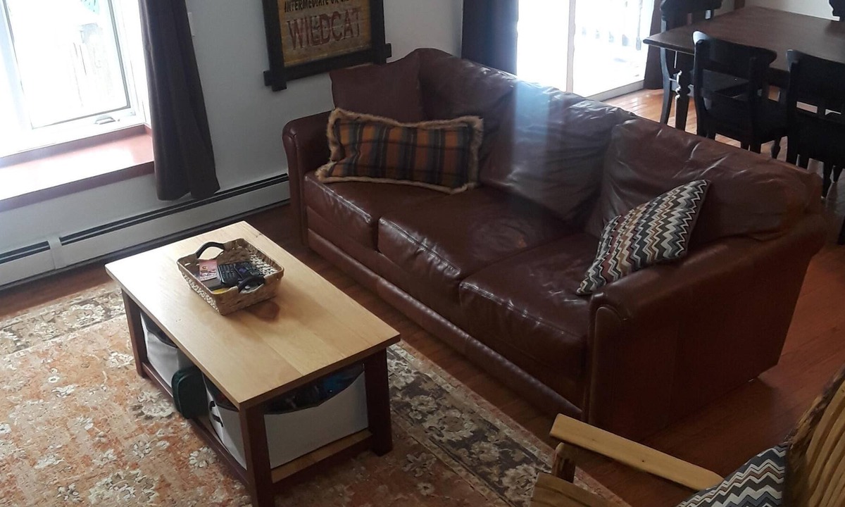 Intervale House | Save 15% off weekly rentals. Close to Storyland, walk to the Saco, make memories