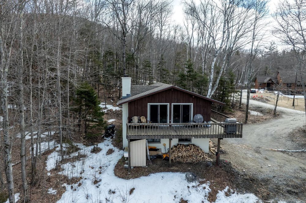 Ludlow Cabin | Scenic Okemo Area Getaway with Mountain Views in Ludlow Vermont