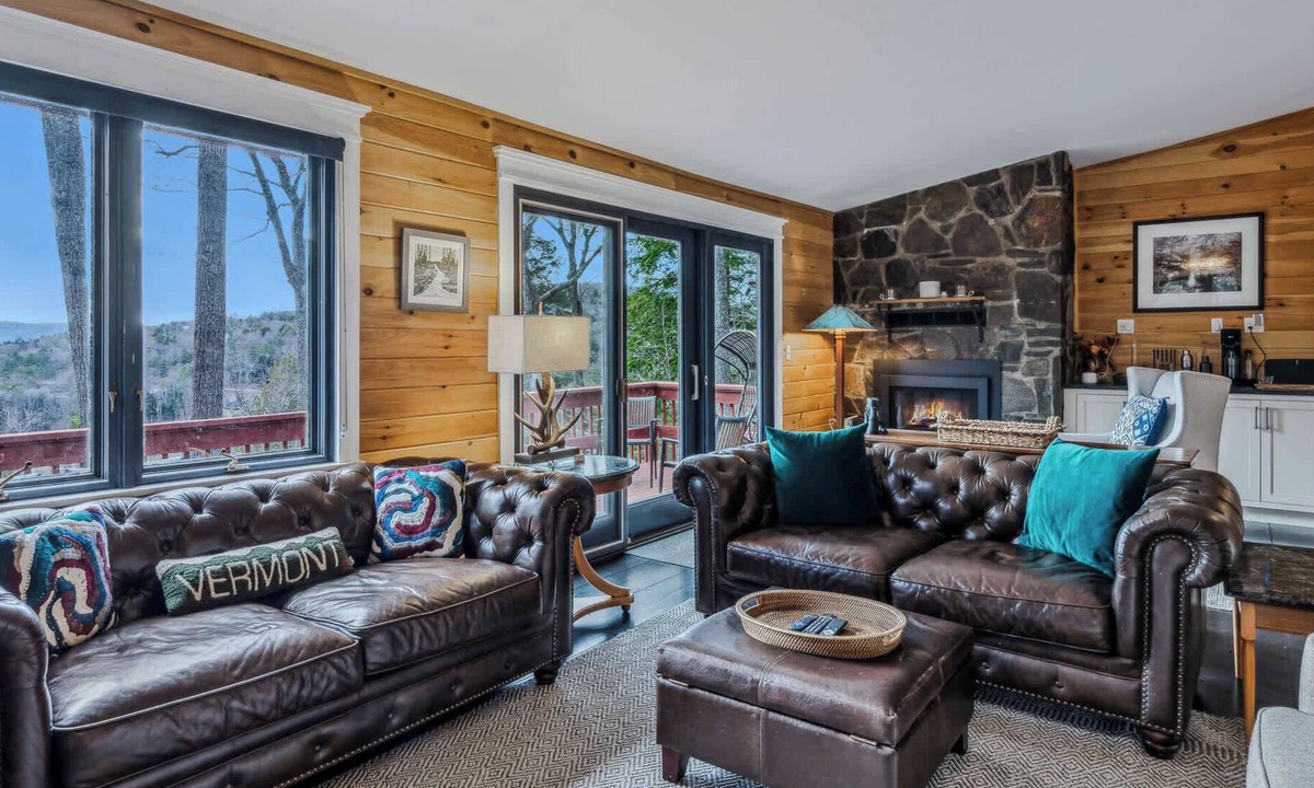 Quechee Cabin | Screened-Porch Home, Killington Views & Pet-Friendly