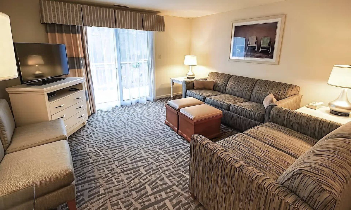 Mashpee Apartment | Sea Mist Resort - 2 Bedroom