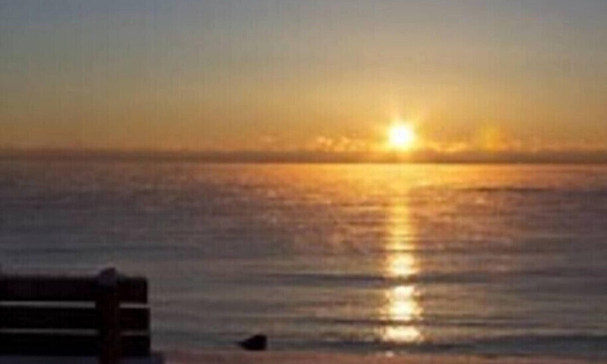 Seabrook House | Seabrook Beach 136b-Franklin St. 3 mins to Ocean, AC/WiFi BBQ Grills-2 Duplexes