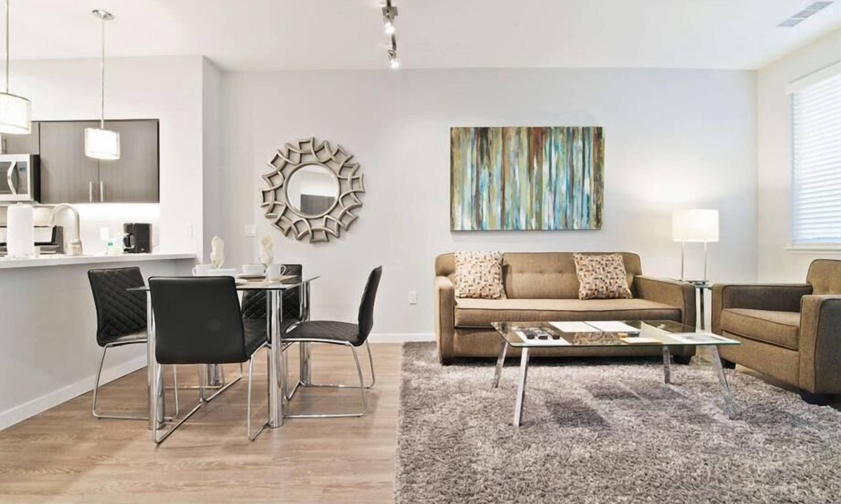 Seaport District Apartment | Seaport 1 BR | Fitness Center | Desk + Wi-Fi