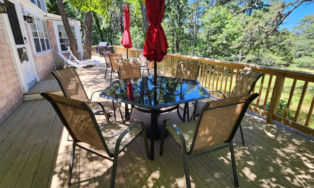 Wellfleet House | Secluded 3BD Classic-On Seven Acres Abutting Conservation Land, A/C, Large Deck