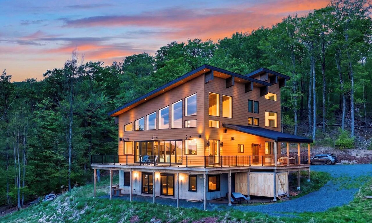 Haines Falls House | Secluded Catskills Retreat Near Hunter Mountain + Game Room | Bates Ridge