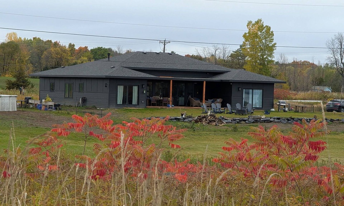 North Hero House | Sharing "Our Time" with you on Lake Champlain.