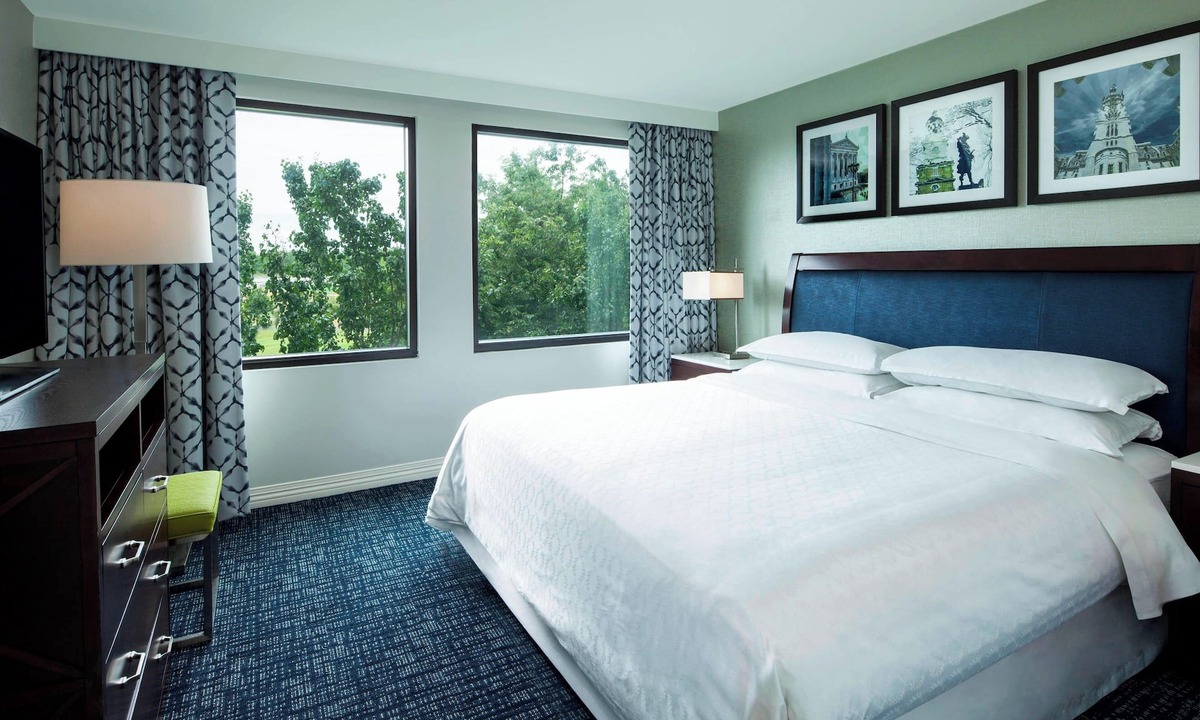 Primos Secane Hotel | Sheraton Suites Philadelphia Airport