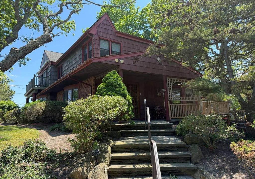 Asharoken House | Shore to Shore Coastal Retreat at Asharoken
