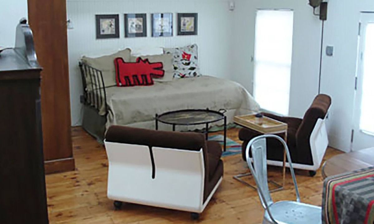 Greenport Cottage | Sirens Song Carriage House
