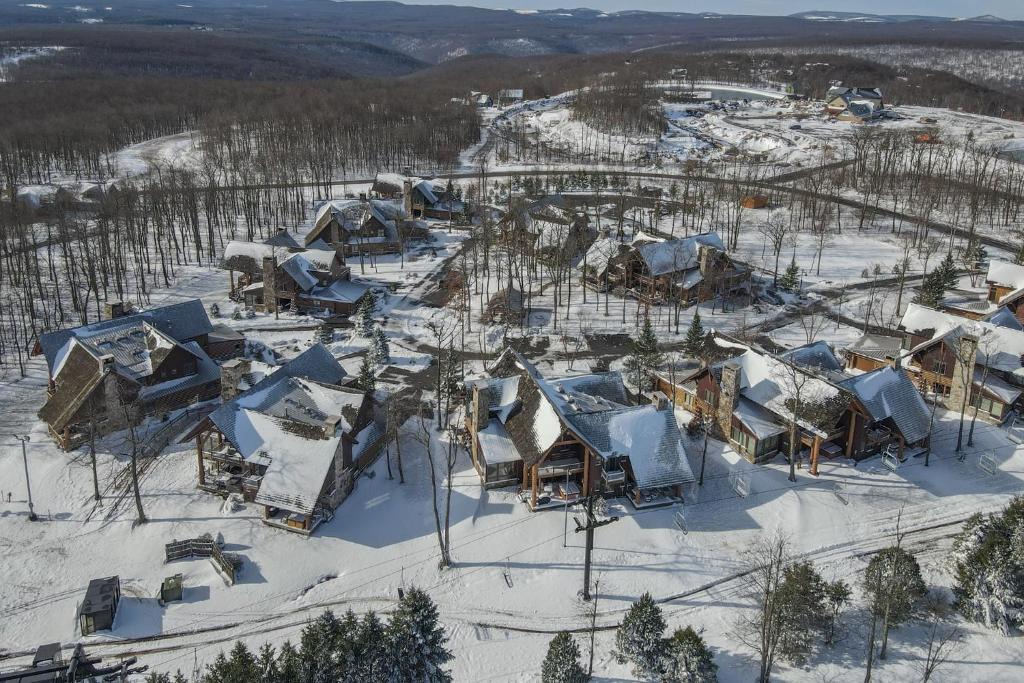 McHenry House | Ski Chalet by Railey Vacations