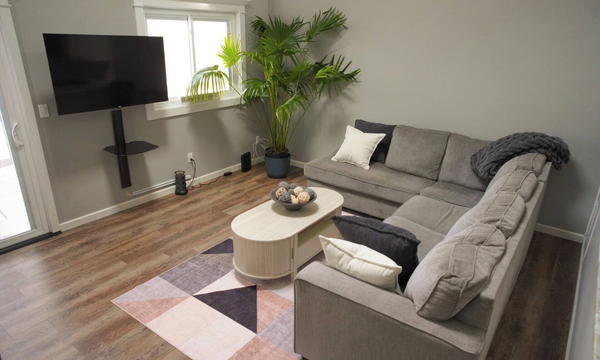 Vernon Condo | Spacious 2BR Condo Perfect for Families, Couples & Getaways