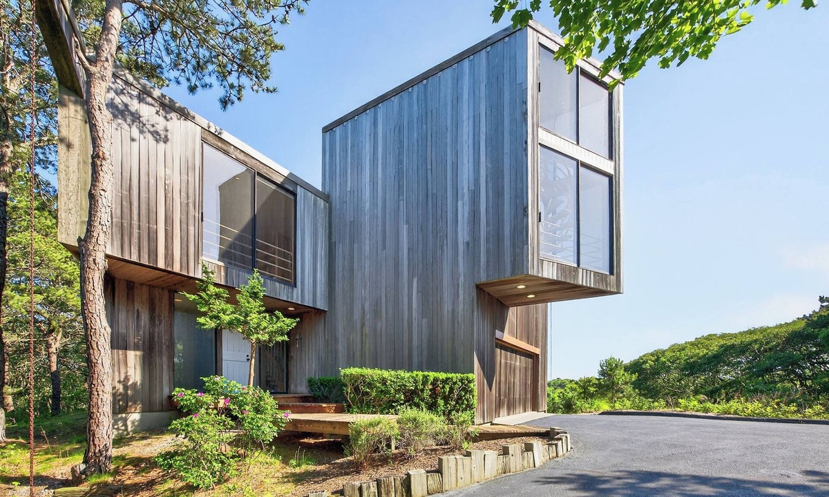Provincetown House | Spacious Modern Escape in Provincetown's West End