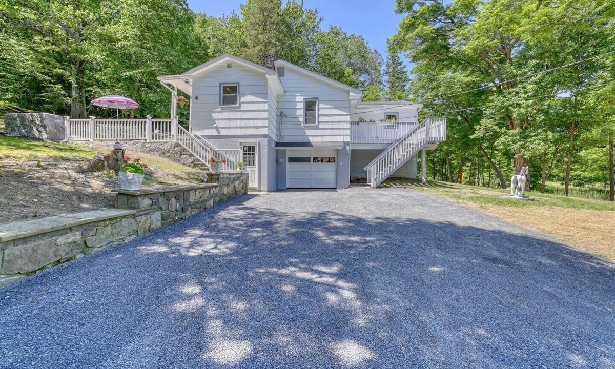 Westtown House | Spacious Westtown Home, Firepit, Up to 10 Guest