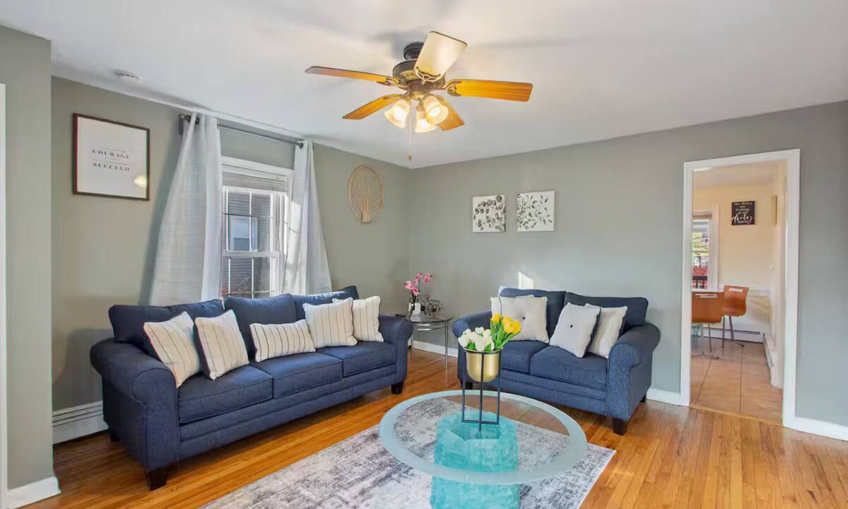 Cove - East Side - Shippan House | Stamford Hideaway w/Fire Pit