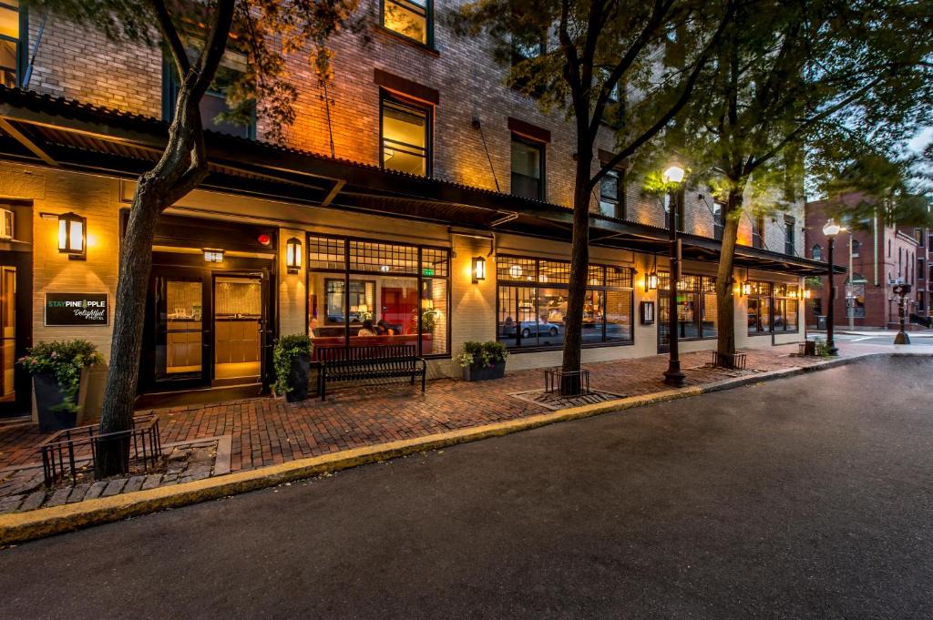 Columbus Hotel | Staypineapple, A Delightful Hotel, South End