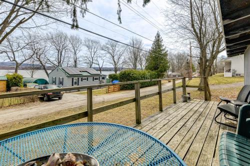 St. Albans House | Steps to St Albans Bay! Basecamp w/Grill