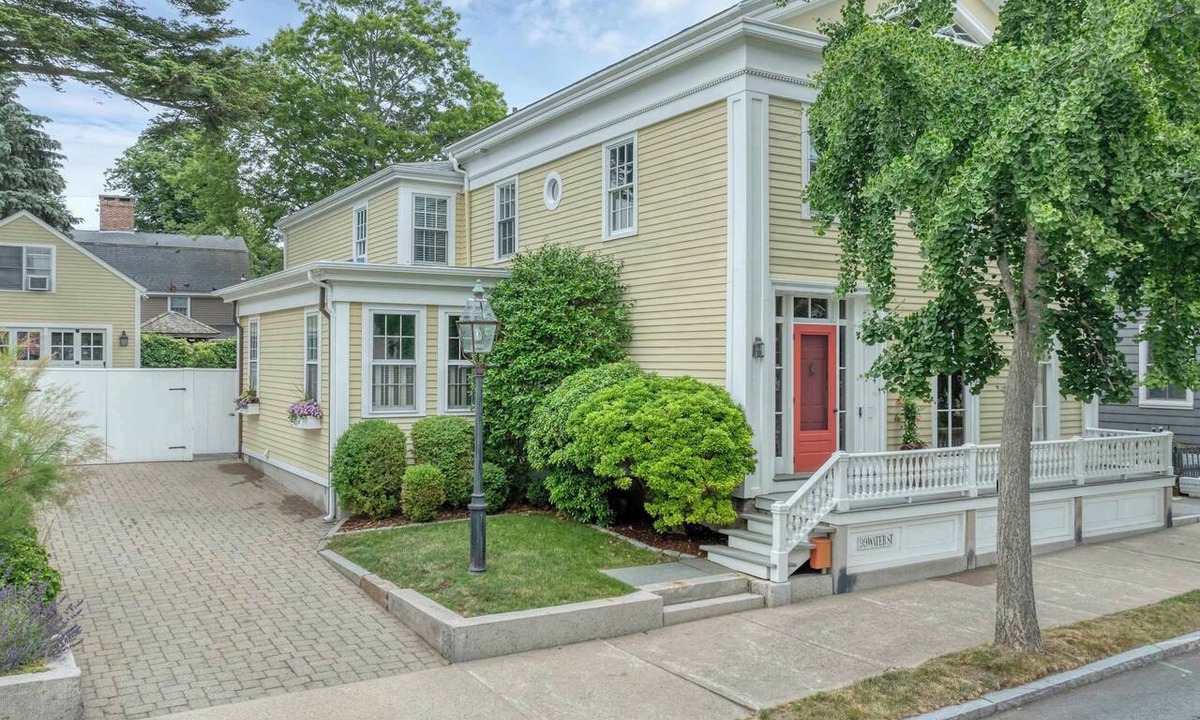 Stonington House | Stonington Village | Walk to Beach, Shops & Dining