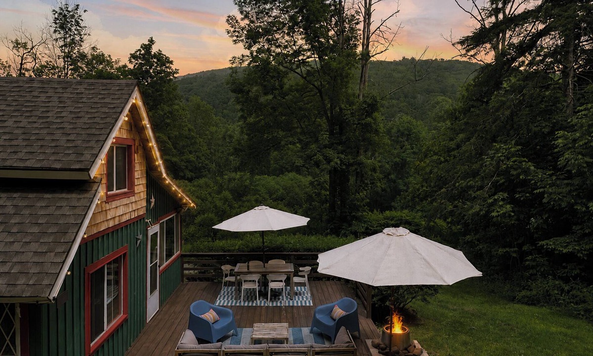 Shandaken Cabin | Storybook Creekside Retreat: family+dog friendly, 8 Acres + Epic Views