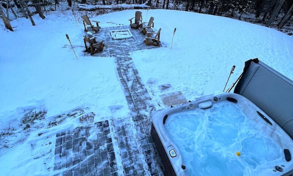 Stratton Mountain House | Stratton Mountain Home - Hot Tub, Sauna, Fire Pit, & MORE!