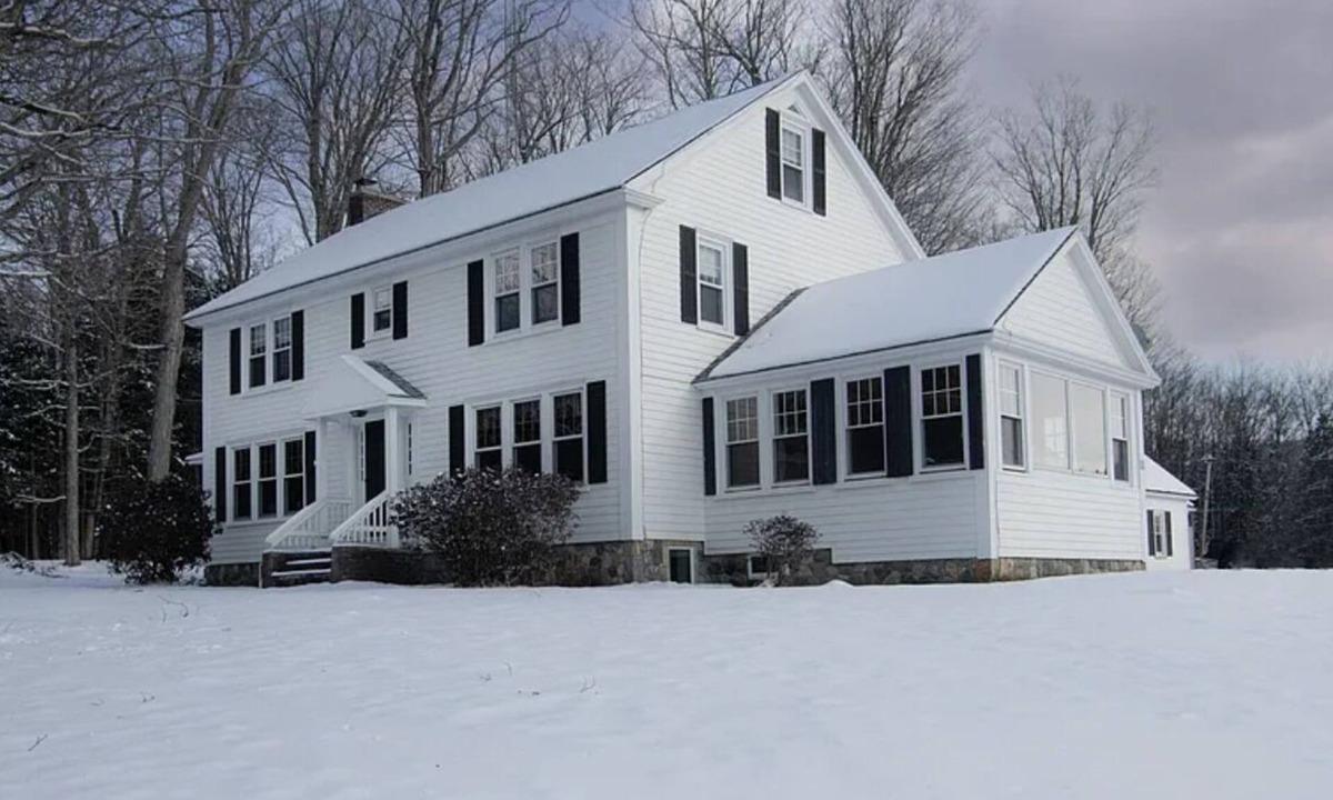 South Londonderry House | Stratton View Farmhouse + Guesthouse