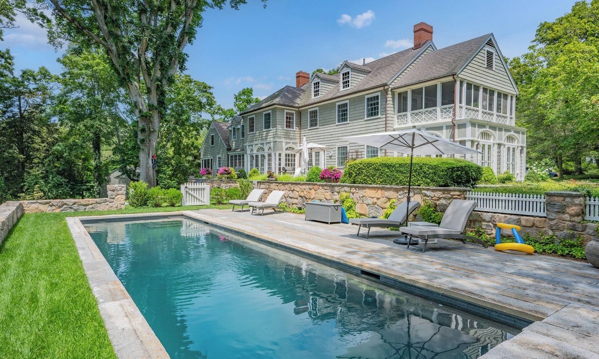 Falmouth House | Stunning Falmouth estate with heated pool and gardens RPMS177