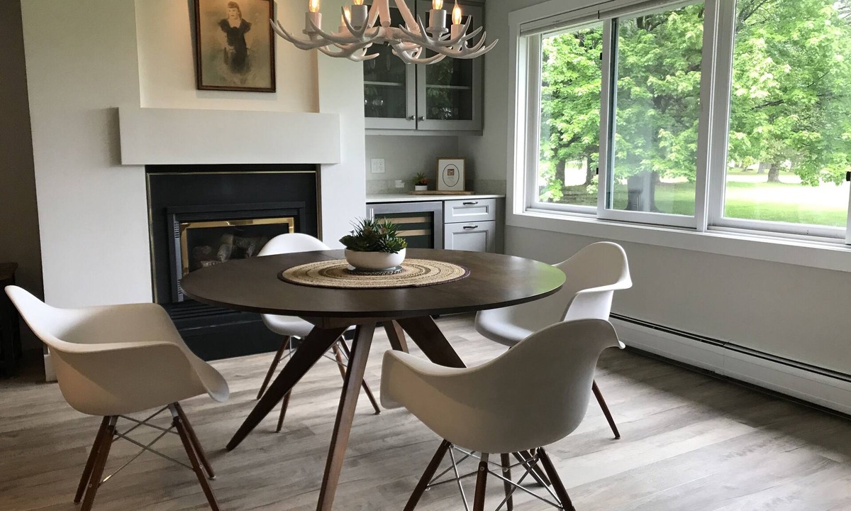 Stowe Area House | Stylish 2 bdrm/2 bath: named "The best small condo in Stowe"