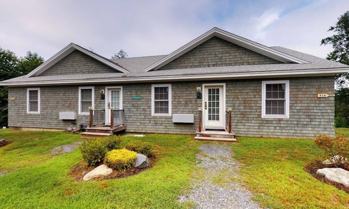 Edgecomb House | Stylish Condo at Sheepscot Harbor Resort w/Free WiFi, River Views, & Balcony